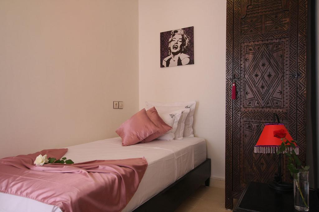 Riad De La Semaine Маракеш Стая снимка